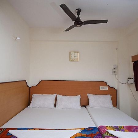 Spot On 38565 Hotel Surya Thiruvengadam St Τσενάι Εξωτερικό φωτογραφία